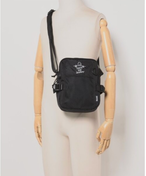 THRASHER(スラッシャー)の「【THRASHER】Mini Shoulder(ST)(ショルダーバッグ・レディース・ブラック系その他2/ホワイト系その他/ブラック系その他・FREE)」の7枚目の写真