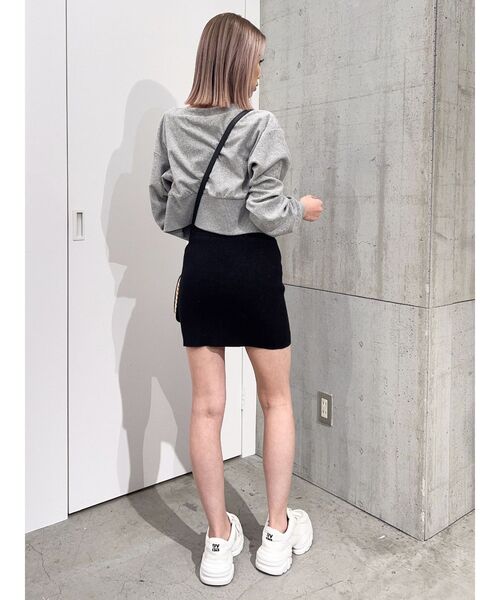 GYDA（ジェイダ）の「パイルショートZIP UPカーディガン（カーディガン/ボレロ・レディース・グレー/オフホワイト/ブラック・FREE）」の6枚目の写真