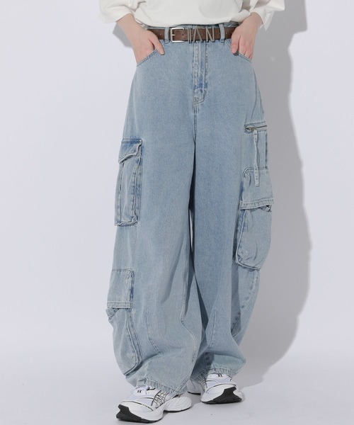 Anui(アニュイ)の「【UNISEX/2サイズ展開】カーゴイージーデニム(デニムパンツ・レディース・ライトブルー/ライトブラック・MEDIUM/SMALL)」の3枚目の写真