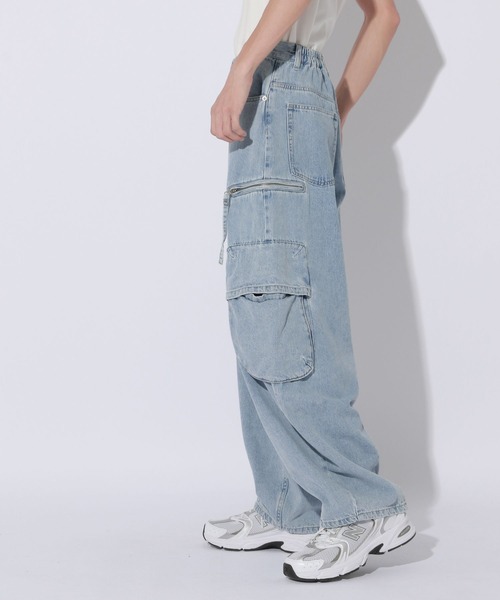 Anui(アニュイ)の「【UNISEX/2サイズ展開】カーゴイージーデニム(デニムパンツ・レディース・ライトブルー/ライトブラック・MEDIUM/SMALL)」の11枚目の写真