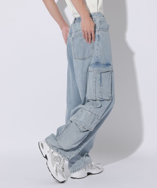 Anui(アニュイ)の「【UNISEX/2サイズ展開】カーゴイージーデニム(デニムパンツ・レディース・ライトブルー/ライトブラック・MEDIUM/SMALL)」の12枚目の写真