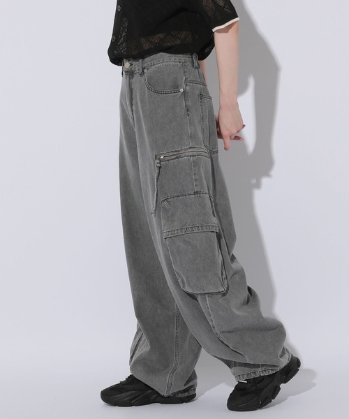 Anui(アニュイ)の「【UNISEX/2サイズ展開】カーゴイージーデニム(デニムパンツ・レディース・ライトブルー/ライトブラック・MEDIUM/SMALL)」の16枚目の写真