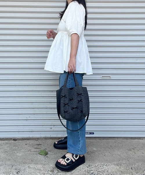 reca（レカ）の「パフスリーブペプラムプルオーバー（Tシャツ/カットソー・レディース・オフホワイト/ブルー/ブラック/ブルー系その他/ピンク系その他・FREE）」の12枚目の写真