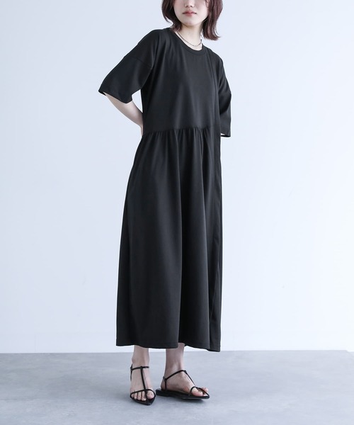 セール】【機能素材】『アシンメトリー切り替えワンピース