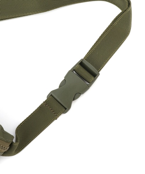 ALOHA（アロハ）の「【ALOHA COLLECTION】Monochrome Mini Hip Pack Dune ミニヒップパック／W21.5×H12（ボディバッグ/ウエストポーチ・レディース・キャメル/オリーブ/ブラック・FREE）」の15枚目の写真