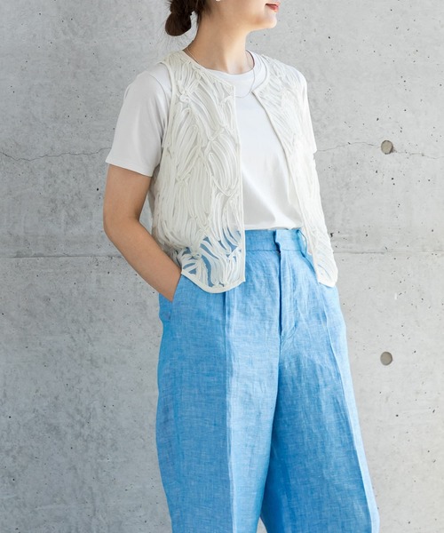 URBAN RESEARCH（アーバンリサーチ）の「レースジレ（シャツ/ブラウス・レディース・オフホワイト/ブラック・FREE）」の2枚目の写真