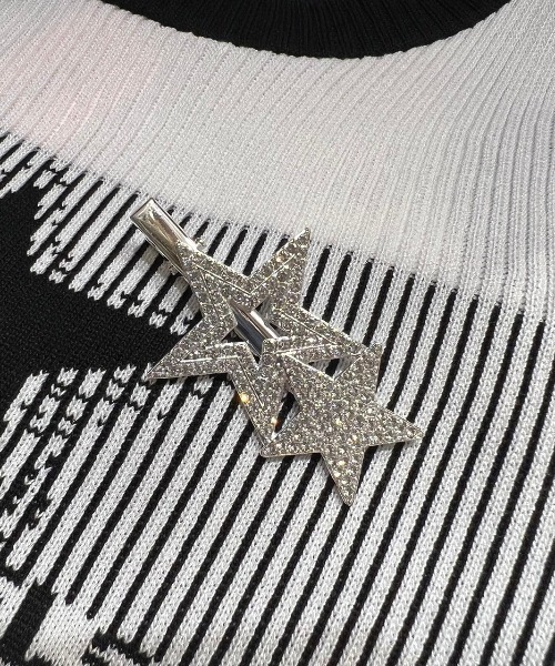 almo（アルモ）の「ダブルスターラインストーンヘアピン(BQ)（ヘアピン・レディース・シルバー・FREE）」の4枚目の写真