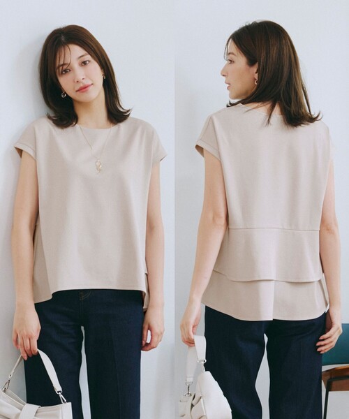 Tiaclasse(ティアクラッセ)の「【UVカット・吸水速乾】 “きれい見え” バックペプラムトップス(Tシャツ/カットソー・レディース・ネイビー/グレイッシュベージュ/ブラック・XL/XXL)」の2枚目の写真