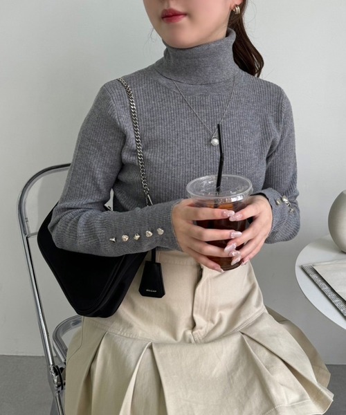 セール】【WEB限定商品】ハートボタンハイネックニット（ニット