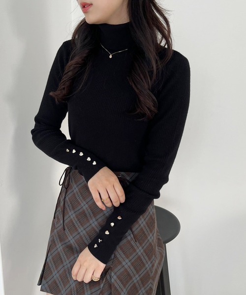 セール】【WEB限定商品】ハートボタンハイネックニット（ニット