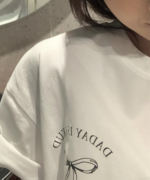 Mela（メラ）の「RIBBON BIG TEE（Tシャツ/カットソー・レディース・ダークグレー/ホワイト・FREE）」の13枚目の写真