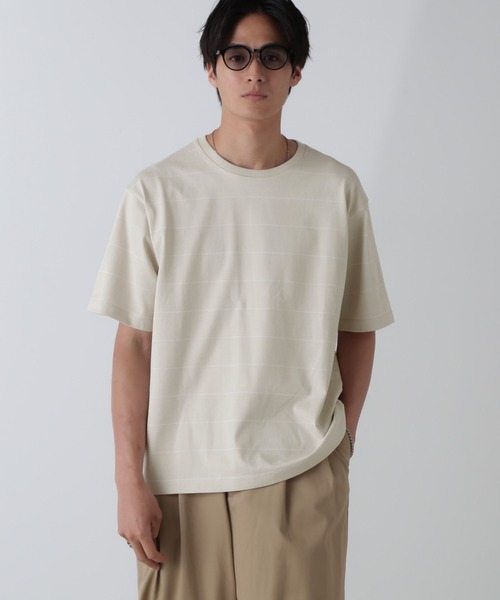 NANO universe(ナノユニバース)の「リラックスボーダーTシャツ 半袖(Tシャツ/カットソー・メンズ・ブラック/ライトグレー/ベージュ系その他・M/L/XL)」の1枚目の写真