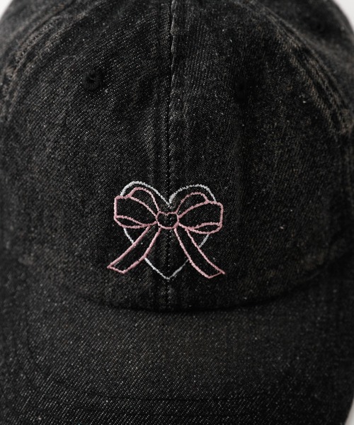 URBAN CHERRY(アーバンチェリー)の「ハートリボン刺繍デニムキャップ(キャップ・キッズ・ブラック/ブルー・FREE)」の12枚目の写真