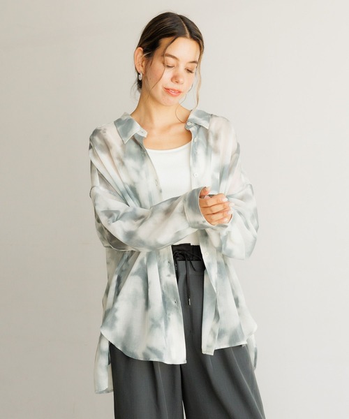 BAYFLOW（ベイフロー）の「[しなやかでやわらかな肌触り]ニュアンスパターンシャツ（シャツ/ブラウス・レディース・ピンク/グリーン/グレー・FREE）」の8枚目の写真