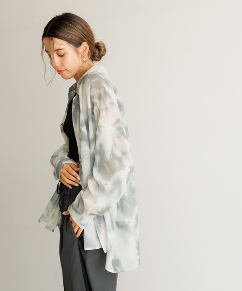 BAYFLOW（ベイフロー）の「[しなやかでやわらかな肌触り]ニュアンスパターンシャツ（シャツ/ブラウス・レディース・ピンク/グリーン/グレー・FREE）」の12枚目の写真