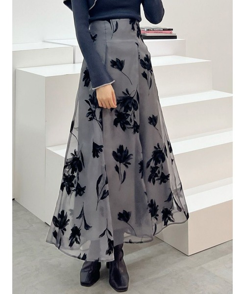 MERCURYDUO（マーキュリーデュオ）の「フロッキープリントフレアスカート（スカート・レディース・ネイビー/チャコールグレー/アイボリー・SMALL/MEDIUM）」の3枚目の写真