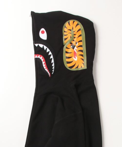 A BATHING APE（アベイシングエイプ）の「SHARK FULL ZIP HOODIE