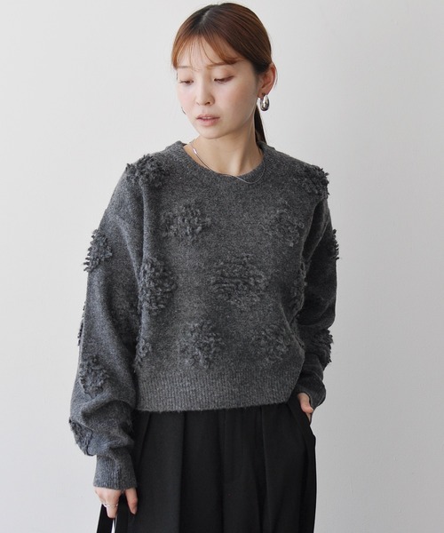 Meli rich（メリーリッチ）の「もしゃもしゃショートニットプルオーバー（ニット/セーター・レディース・チャコールグレー/アイボリー/サックスブルー/モカ・MEDIUM）」の10枚目の写真