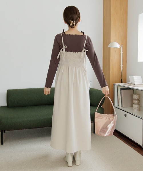 flower(フラワー)の「シャイニーシリンダーバッグ(ショルダーバッグ・レディース・ホワイト/ピンク・FREE)」の5枚目の写真