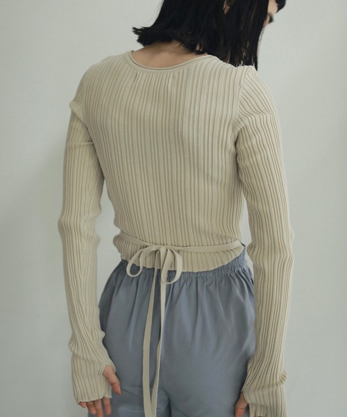 anuke(アンヌーク)の「Cachecoeur Knit Cardigan(カーディガン/ボレロ・レディース・ブラック/ナチュラル・FREE)」の8枚目の写真