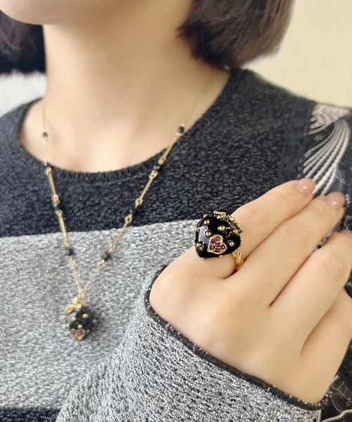 ANNA SUI（アナスイ）の「いちごモチーフ リング（リング・レディース・レッド/ブラック・L/M）」の9枚目の写真
