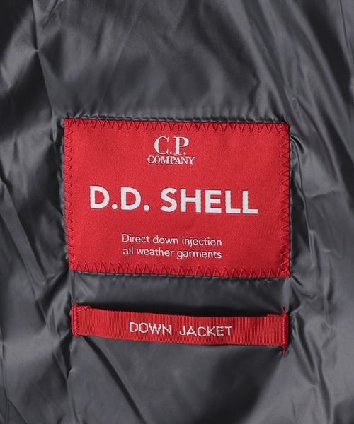 C.P. COMPANY(シーピーカンパニー)の「【C.P. Company / シーピーカンパニー】MEDIUM JACKET IN DD SHELL(ダウンジャケット/コート・メンズ・ブラック/カーキ・MEDIUM/LARGE)」の9枚目の写真