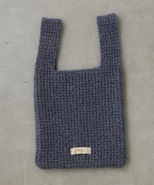 Actually（アクチュアリー）の「ラメヤーンニット ミニマルシェバッグ（トートバッグ・レディース・シルバー/パープル/ピンク/ブラウン/ブラック/アイボリー・0）」の22枚目の写真