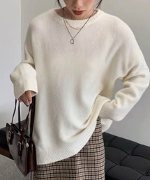 クルーネックニットプルオーバー