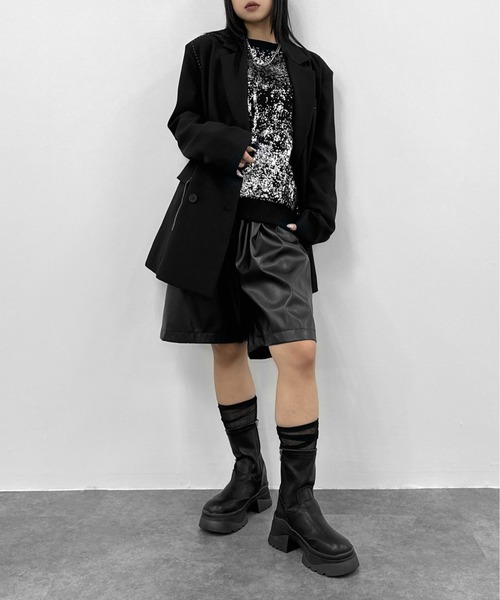 LVEU.（ラブユ.）の「【LVEU.】メタリックプリントオーバースウェット / トップス スウェット 裏毛 プリント メタリック 箔 プルオーバー ブラック グレー（スウェット・レディース・グレー/ブラック・FREE）」の17枚目の写真