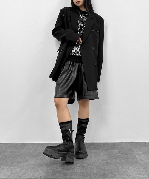 LVEU.（ラブユ.）の「【LVEU.】メタリックプリントオーバースウェット / トップス スウェット 裏毛 プリント メタリック 箔 プルオーバー ブラック グレー（スウェット・レディース・グレー/ブラック・FREE）」の18枚目の写真
