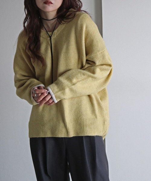 COURO(コウロ)の「袖口バイカラーVネックニット(ニット/セーター・レディース・オートミール/ミント/チャコール/ライトイエロー/ベージュ・M)」の5枚目の写真