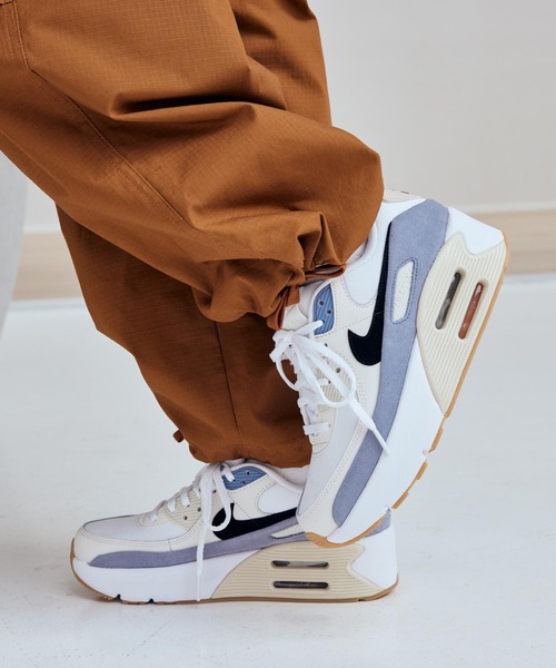 NIKE ナイキウイメンズエア マックス 90 LV8 FD4328- 102 NIKE ナイキ エアマックス 90 LV8 ホワイト フォトンダスト AIR