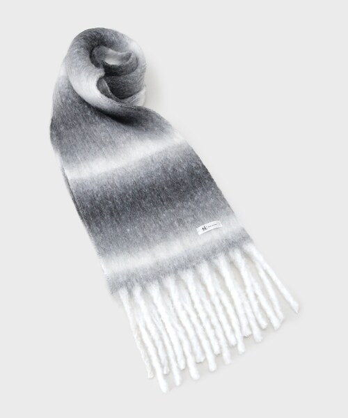 tk.TAKEO KIKUCHI（ティーケータケオキクチ）の「◆グラデーションボリュームマフラー（マフラー・メンズ・ブルー系その他4/ブラック系2/ブラウン系3・00）」の2枚目の写真