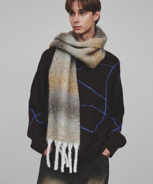 tk.TAKEO KIKUCHI（ティーケータケオキクチ）の「◆グラデーションボリュームマフラー（マフラー・メンズ・ブルー系その他4/ブラック系2/ブラウン系3・00）」の7枚目の写真