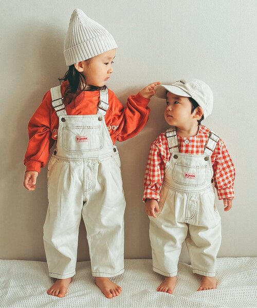 p.premier（ピードットプルミエ）の「【ジュニア対応】イロチ買いしたいオーバーサイズロゴスプリングトレーナー（スウェット・キッズ・オフホワイト/チャコール/ネイビー/グリーン/ピンク/レッド・80/90/100/110/120/130/140）」の20枚目の写真