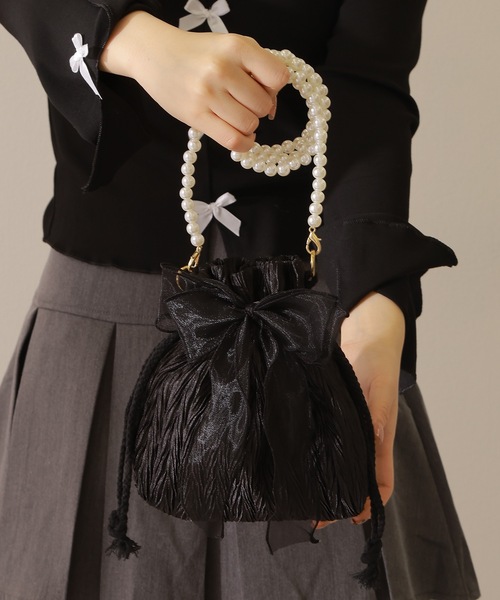 Lace Ladies(レースレディース)の「2WAYパール 巾着 ショルダー バッグ(ショルダーバッグ・レディース・ピンク/アイボリー/ブラック・FREE)」の9枚目の写真