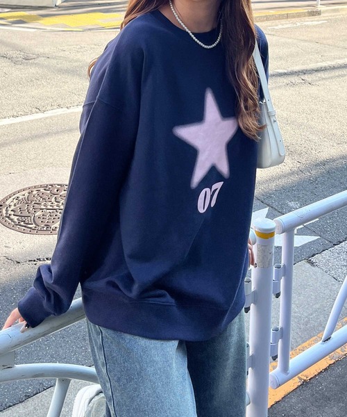 nelliy.（ネルリー）の「スターロゴスウェット（スウェット・レディース・ネイビー/グレー・LARGE/MEDIUM）」の18枚目の写真