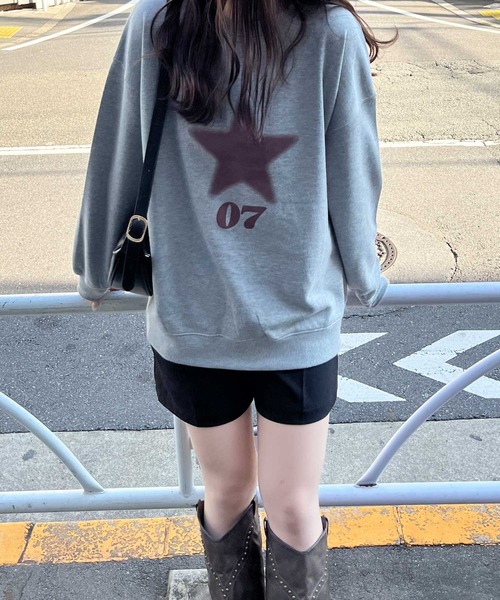 nelliy.（ネルリー）の「スターロゴスウェット（スウェット・レディース・ネイビー/グレー・LARGE/MEDIUM）」の22枚目の写真