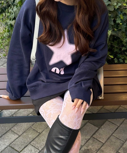 nelliy.（ネルリー）の「スターロゴスウェット（スウェット・レディース・ネイビー/グレー・LARGE/MEDIUM）」の7枚目の写真