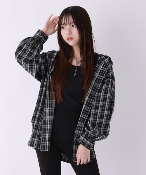repipi armario（レピピ アルマリオ）の「チェックフードルーズシャツ（シャツ/ブラウス・キッズ・グリーン系その他/ブラック/ピンク系その他・MEDIUM/LARGE/SMALL）」の2枚目の写真