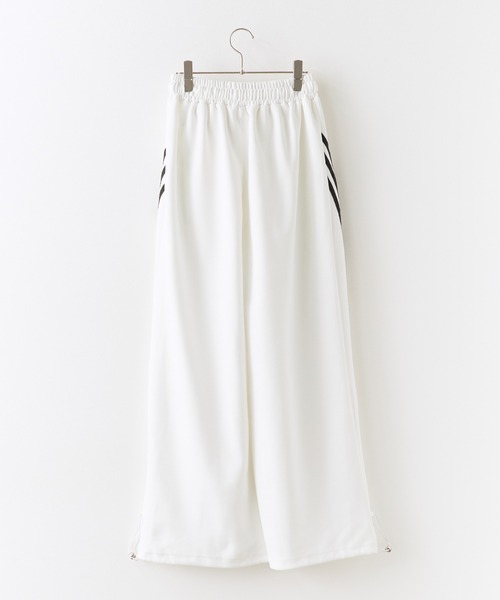 Chick(チック)の「Side Line Track Pants / サイドライントラックパンツ(スウェットパンツ・レディース・ブラック/ホワイト・M/L)」の3枚目の写真