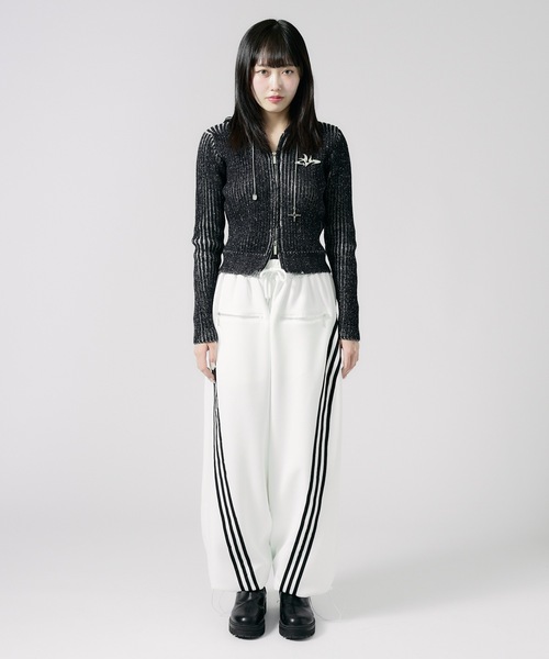 Chick(チック)の「Side Line Track Pants / サイドライントラックパンツ(スウェットパンツ・レディース・ブラック/ホワイト・M/L)」の6枚目の写真