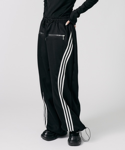 Chick(チック)の「Side Line Track Pants / サイドライントラックパンツ(スウェットパンツ・レディース・ブラック/ホワイト・M/L)」の10枚目の写真