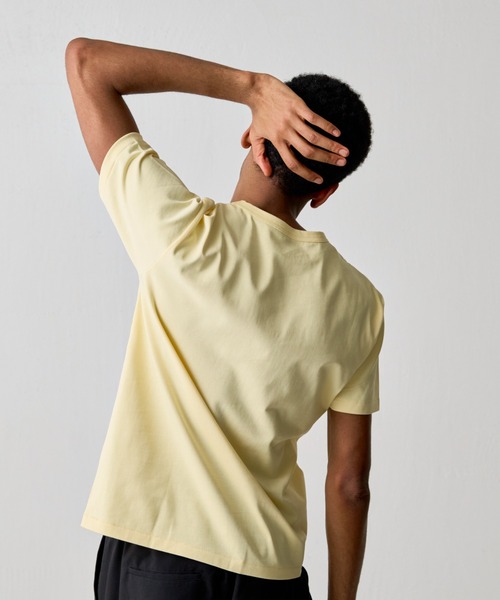 COLONY 2139（コロニートゥーワンスリーナイン）の「32/2コットンテディTシャツ（Tシャツ/カットソー・メンズ・ブラック/グレー/ネイビー/ブラウン/サックスブルー/イエロー/ホワイト・LARGE/MEDIUM/SMALL）」の12枚目の写真