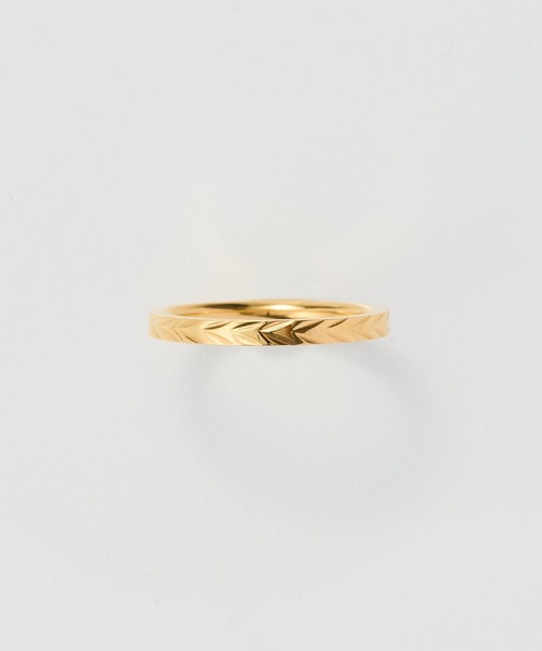 Phoebe（フィービィー）の「≪雑誌掲載≫【金属アレルギー対応】メタルリーフカットリング/サージカルステンレス（リング・レディース・シルバー/イエローゴールド・#9/#11/#16/#19）」の3枚目の写真