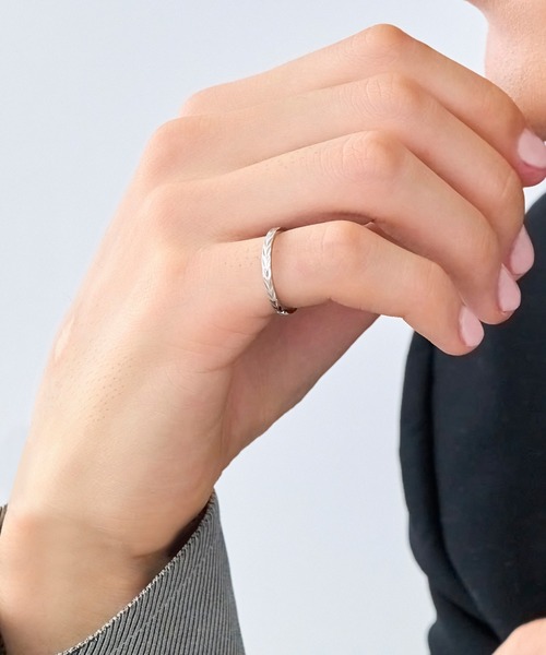 Phoebe（フィービィー）の「≪雑誌掲載≫【金属アレルギー対応】メタルリーフカットリング/サージカルステンレス（リング・レディース・シルバー/イエローゴールド・#9/#11/#16/#19）」の11枚目の写真