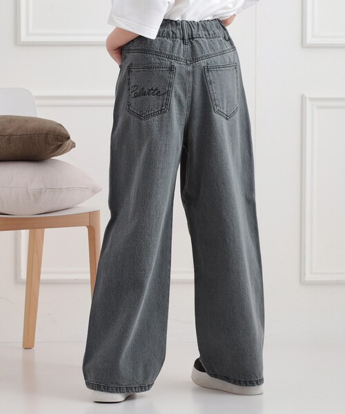 PINK-latte(ピンクラテ)の「タックワイドストレートデニム(その他パンツ・キッズ・ブルー系3/ブラック系3/ブラック・16/15 /14/13)」の16枚目の写真