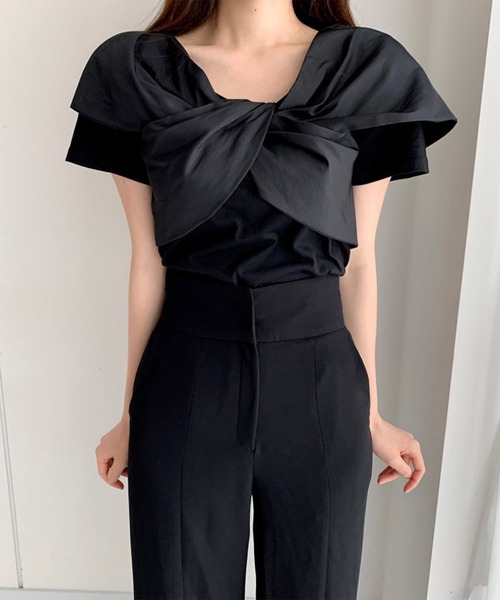 Jasmine Grandiflorum（ジャスミングランディフローラム）の「【Jasmine】2WAY肩見せクロスデザイン半袖Ｔシャツ (SS)（Tシャツ/カットソー・レディース・ホワイト/ブラック・FREE）」の10枚目の写真
