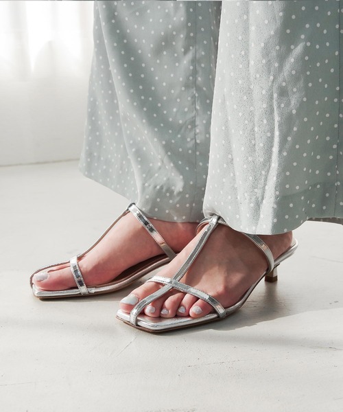 FABIO RUSCONI（ファビオルスコーニ）の「FABIO RUSCONI （ファビオ ルスコーニ） / クロスストラップサンダル 2518（サンダル・レディース・ブラック/シルバー・35/36/37/38/39）」の7枚目の写真