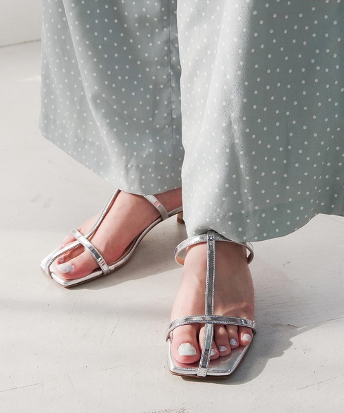 FABIO RUSCONI（ファビオルスコーニ）の「FABIO RUSCONI （ファビオ ルスコーニ） / クロスストラップサンダル 2518（サンダル・レディース・ブラック/シルバー・35/36/37/38/39）」の6枚目の写真